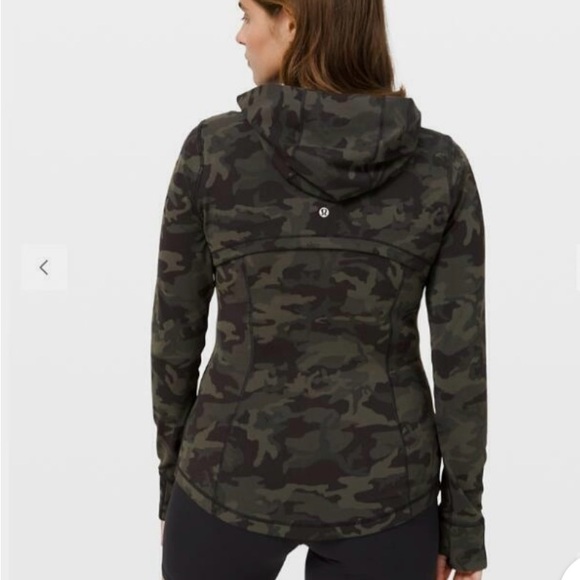 Lulu Lemon Camo Jacket - Picture 1 of 4